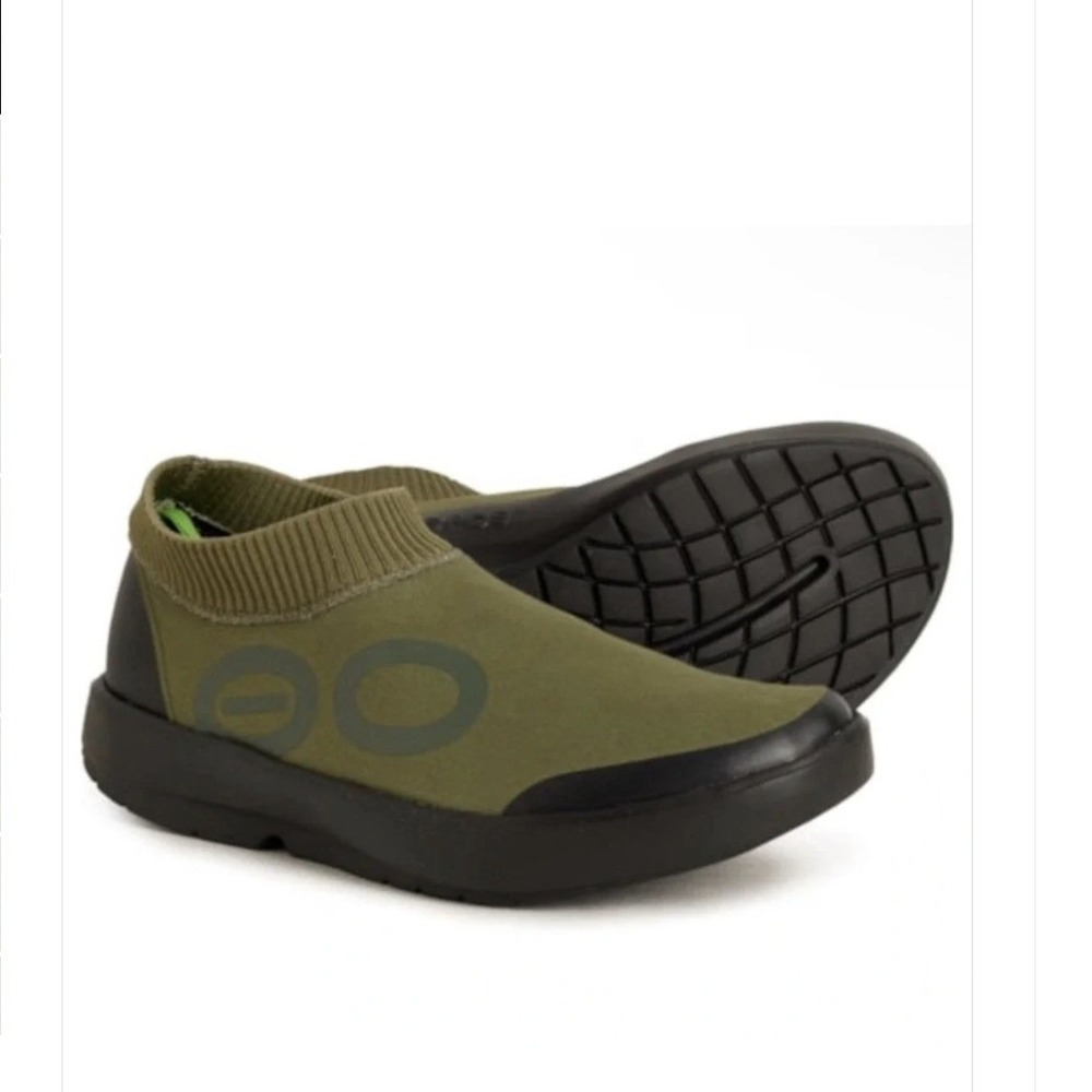 OOFOS OOmg eeZee Knit Recovery Slipon Shoe Mens Sz12 Olive Green Comfort